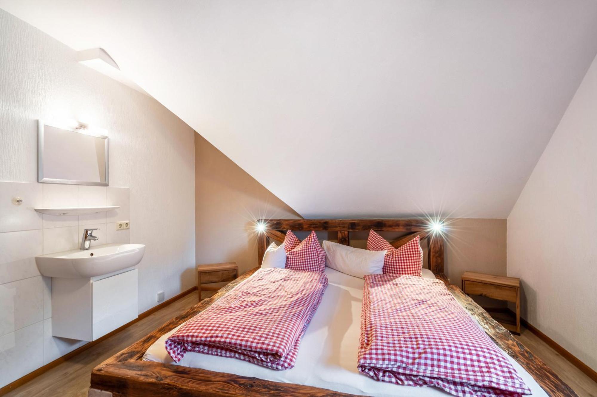 Schaetzlehof Hotel วินเดิน อิม เอลซ์ทาล ภายนอก รูปภาพ