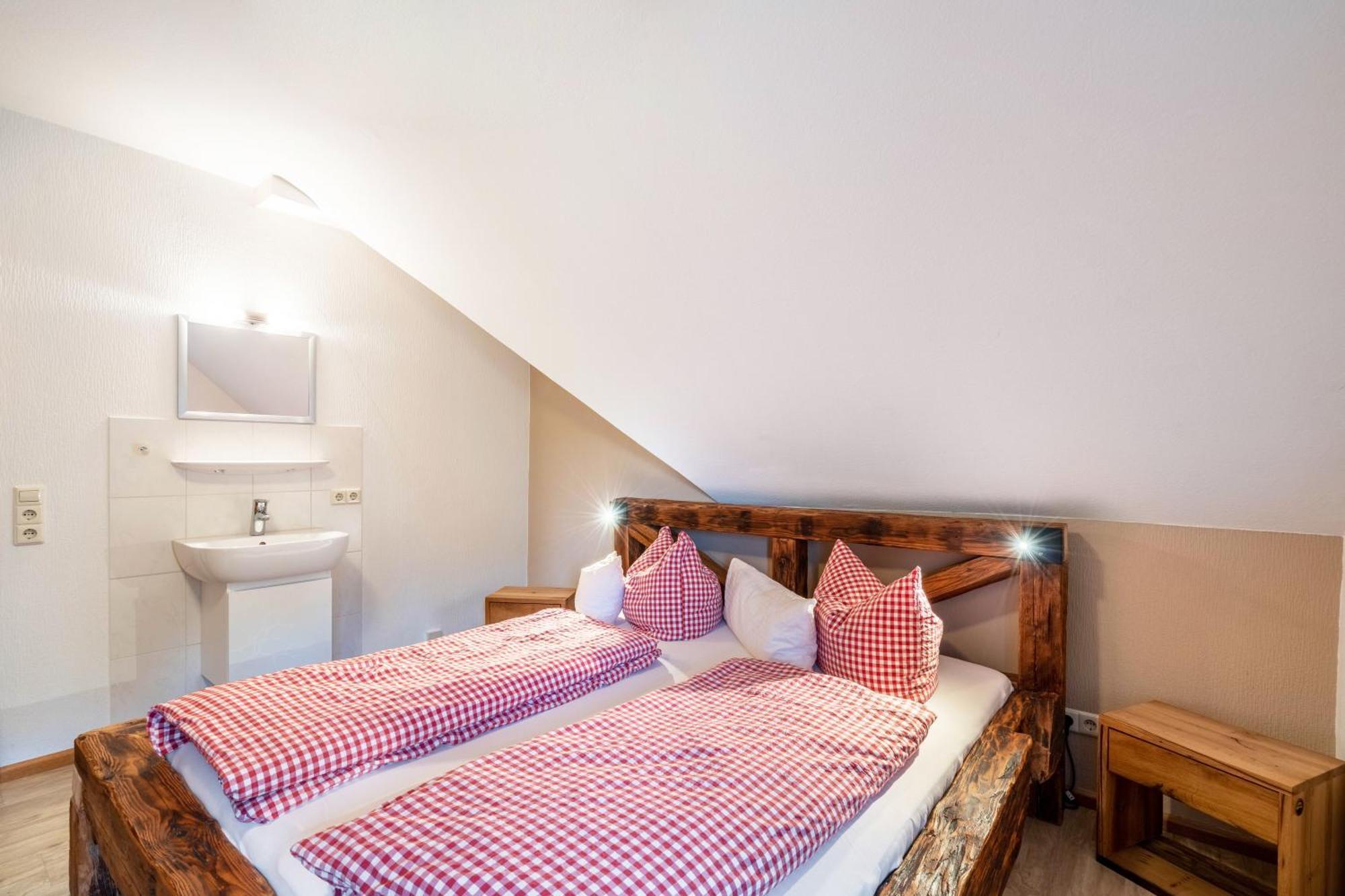 Schaetzlehof Hotel วินเดิน อิม เอลซ์ทาล ภายนอก รูปภาพ